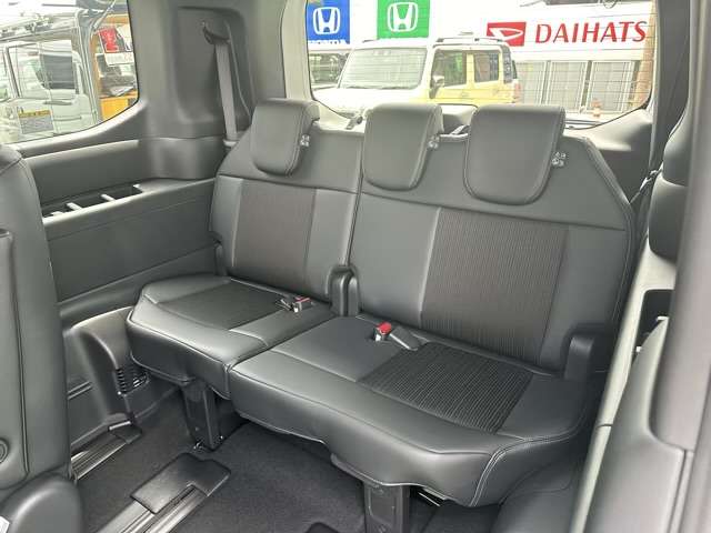 ホンダ ステップワゴン　ハイブリッド ２．０ Ｅ：ＨＥＶ エアー ＥＸ R8年 (東海) 99