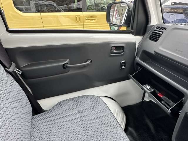 日産 クリッパートラック ６６０ ＤＸ ４ＷＤ R8年 (東海) 99