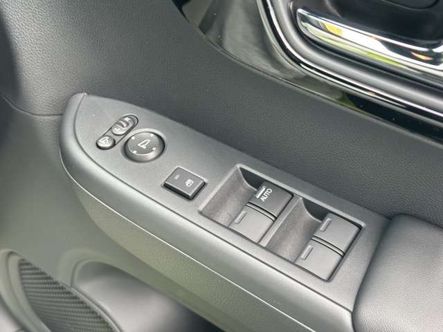 ホンダ Ｎ−ＷＧＮ カスタム ６６０ Ｌ ターボ ブラックスタイル R8年 (東海) 99