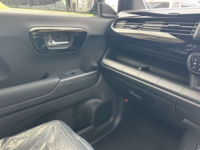 ホンダ Ｎ−ＷＧＮ カスタム ６６０ Ｌ ターボ ブラックスタイル R8年 (東海) 99