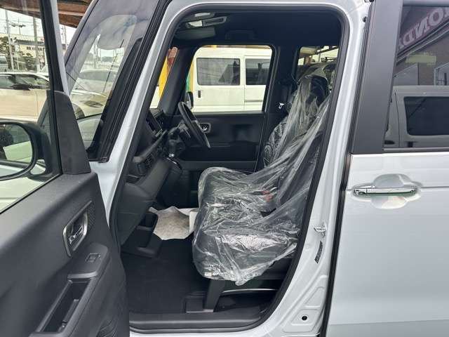 ホンダ Ｎ　ＢＯＸ カスタム ６６０ ターボ R8年 (東海) 99