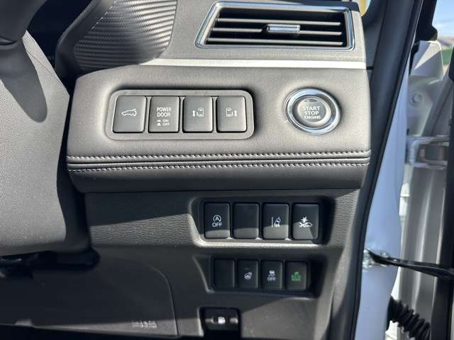 三菱 デリカ　Ｄ：５ ２．２ Ｐ ディーゼルターボ ４ＷＤ R6年 (東海) 99