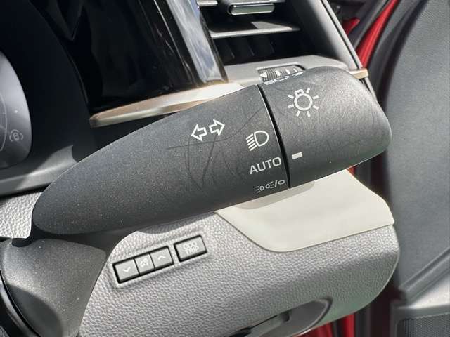 トヨタ クラウン　クロスオーバー　ハイブリッド ２．５ Ｇ アドバンスト レザー パッケージ Ｅ－ＦＯＵＲ ４ＷＤ R4年 (東海) 99