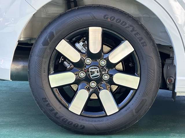 ホンダ フリード １．５ エアー ＥＸ R8年 (東海) 99