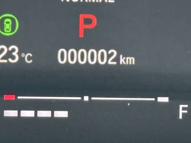 ホンダ ヴェゼル １．５ Ｅ：ＨＥＶ Ｚ プレイパッケージ R8年 (東海) 99
