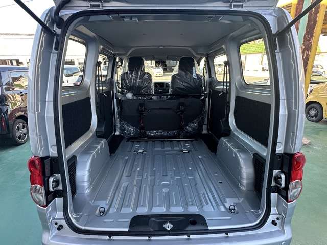 日産 ＮＶ２００バネットバン １．６ ＶＸ R8年 (東海) 99