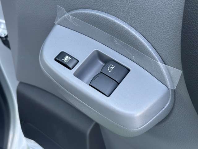 日産 ＮＶ２００バネットバン １．６ ＶＸ R8年 (東海) 99