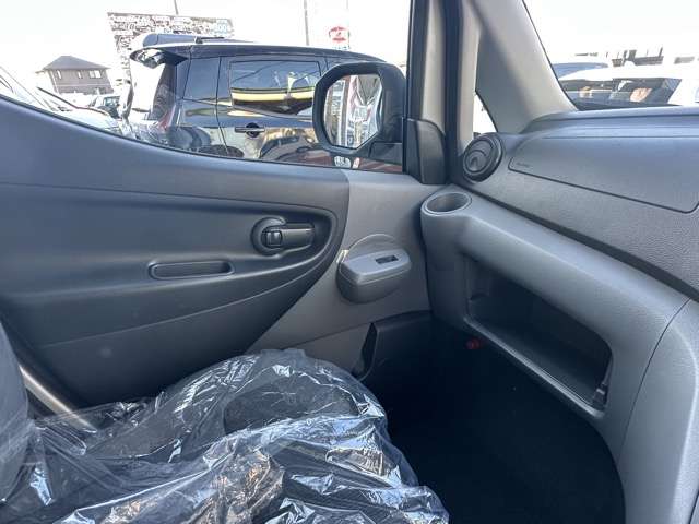 日産 ＮＶ２００バネットバン １．６ ＶＸ R8年 (東海) 99