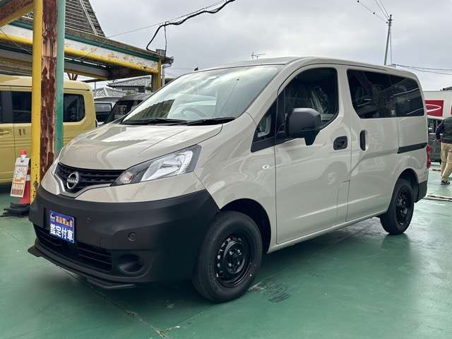 日産 ＮＶ２００バネットバン １．６ ＧＸ アウトドア ブラック エディション R8年 (東海) 99