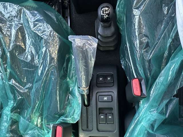 スズキ ジムニー　ノマド １．５ ＦＣ ４ＷＤ R7年 (東海) 99