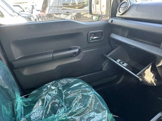 スズキ ジムニー　ノマド １．５ ＦＣ ４ＷＤ R7年 (東海) 99