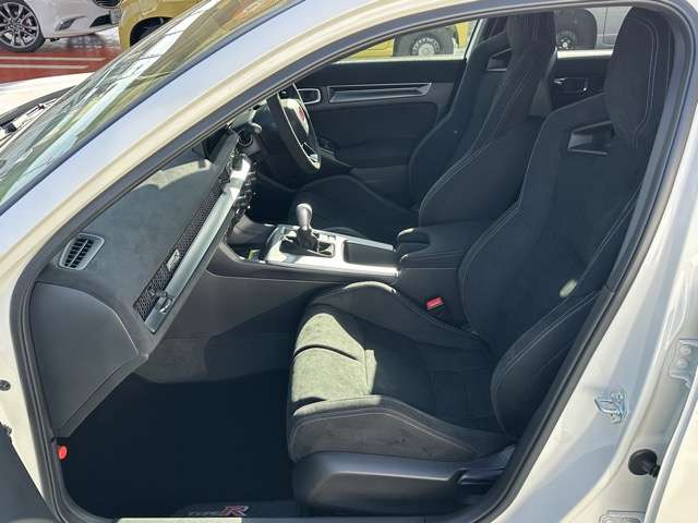 ホンダ シビック ２．０ レーシングブラックパッケージ R7年 (東海) 99