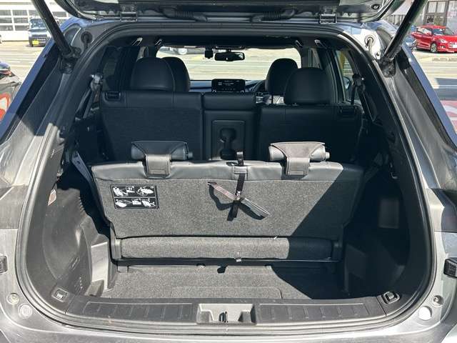 三菱 アウトランダーＰＨＥＶ ＰＨＥＶ ２．４ Ｐ ４ＷＤ R5年 (東海) 99