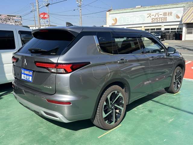 三菱 アウトランダーＰＨＥＶ ＰＨＥＶ ２．４ Ｐ ４ＷＤ R5年 (東海) 99