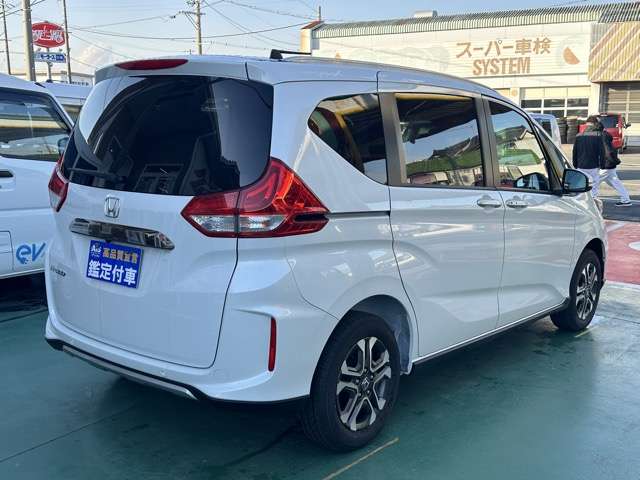ホンダ フリード １．５ クロスター ４ＷＤ R8年 (東海) 99