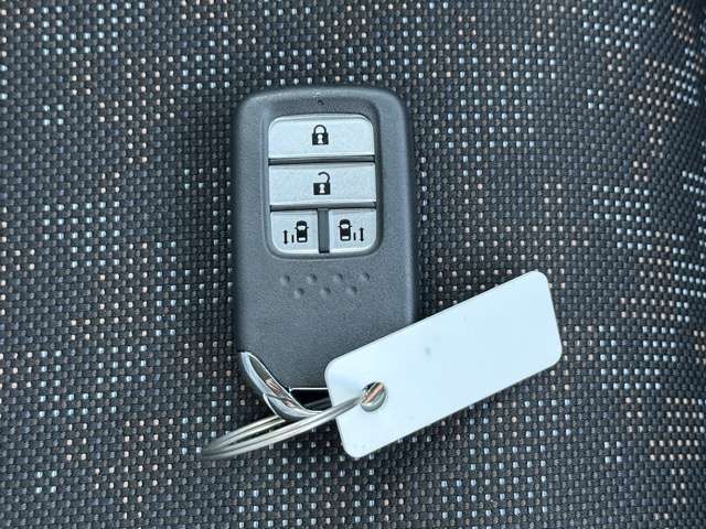ホンダ フリード １．５ クロスター ４ＷＤ R8年 (東海) 99