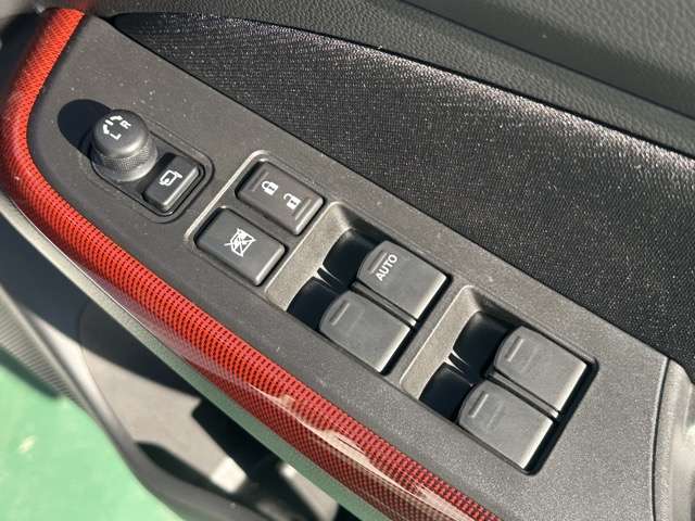 スズキ スイフト スポーツ １．４ R6年 (東海) 99