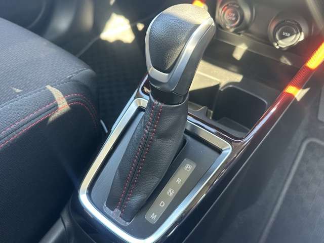 スズキ スイフト スポーツ １．４ R6年 (東海) 99
