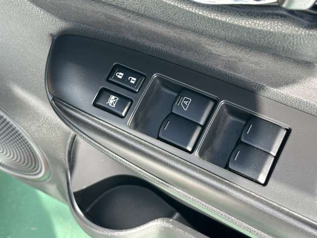 日産 ノート １．２ Ｅ－ＰＯＷＥＲ ＮＩＳＭＯ H30年 (東海) 99