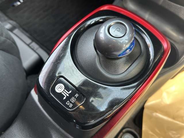 日産 ノート １．２ Ｅ－ＰＯＷＥＲ ＮＩＳＭＯ H30年 (東海) 99