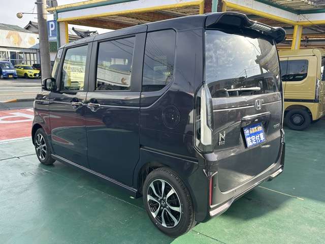 ホンダ Ｎ　ＢＯＸ カスタム ６６０ コーディネートスタイル ２トーン R7年 (東海) 99
