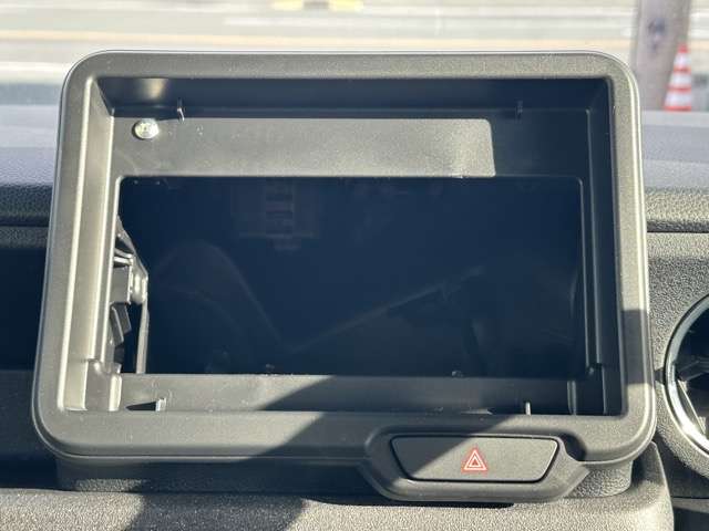 ホンダ Ｎ　ＢＯＸ カスタム ６６０ コーディネートスタイル ２トーン R7年 (東海) 99
