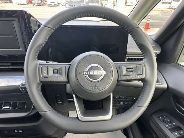 日産 セレナ １．４ Ｅ－ＰＯＷＥＲ Ｘ R8年 (東海) 99