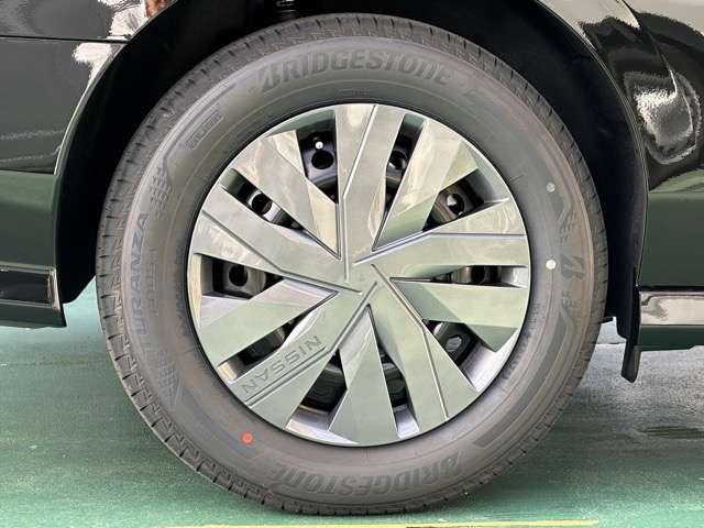 日産 セレナ １．４ Ｅ－ＰＯＷＥＲ Ｘ R8年 (東海) 99