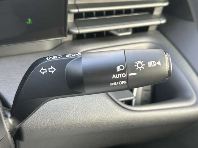 日産 セレナ １．４ Ｅ－ＰＯＷＥＲ Ｘ R8年 (東海) 99