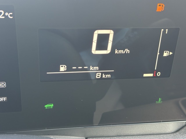 日産 セレナ １．４ Ｅ－ＰＯＷＥＲ Ｘ R8年 (東海) 99