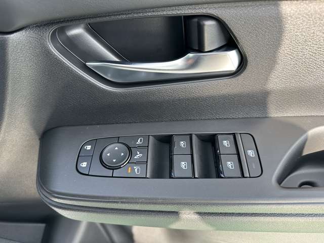 日産 セレナ ２．０ ハイウェイスターＶ R8年 (東海) 99
