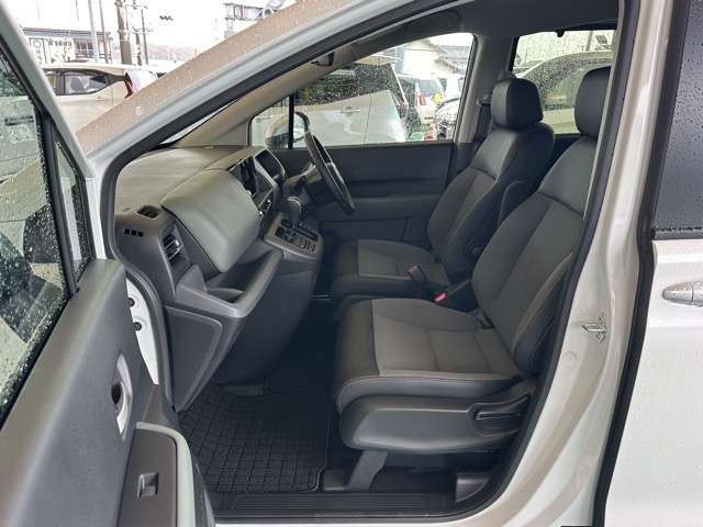ホンダ フリード １．５ クロスター R7年 (東海) 99