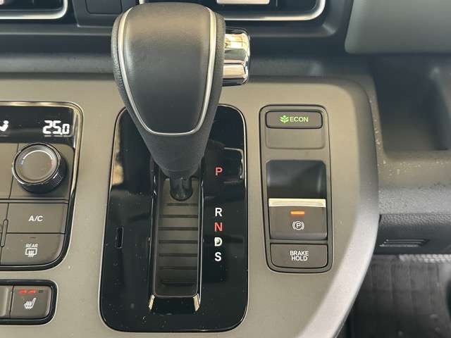 ホンダ フリード １．５ クロスター R7年 (東海) 99