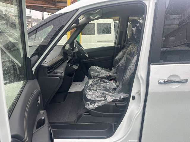 日産 セレナ １．４ Ｅ－ＰＯＷＥＲ ハイウェイスターＶ R8年 (東海) 99