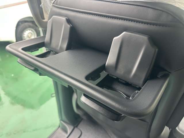 日産 セレナ １．４ Ｅ－ＰＯＷＥＲ ハイウェイスターＶ R8年 (東海) 99