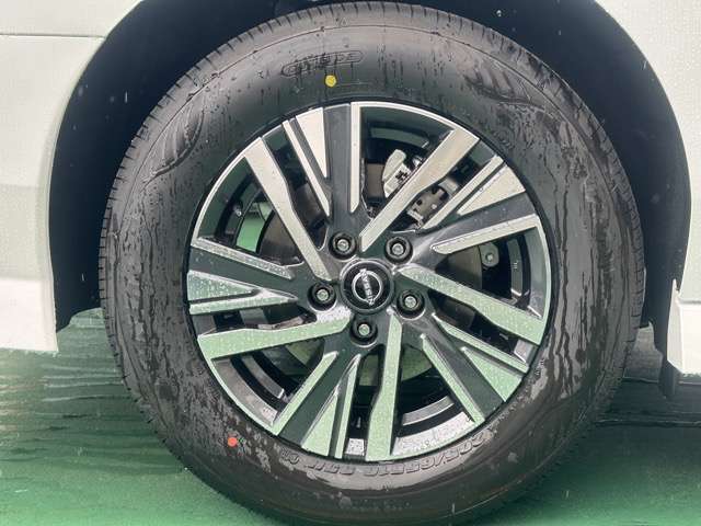 日産 セレナ １．４ Ｅ－ＰＯＷＥＲ ハイウェイスターＶ R8年 (東海) 99