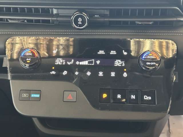 日産 セレナ １．４ Ｅ－ＰＯＷＥＲ ハイウェイスターＶ R8年 (東海) 99