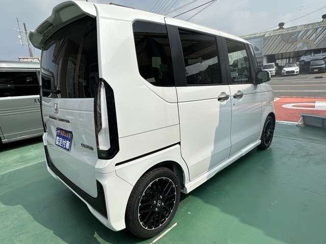 ホンダ Ｎ　ＢＯＸ カスタム ６６０ ターボ コーディネートスタイル モノトーン R7年 (東海) 99