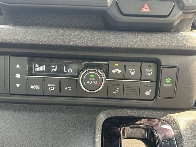 ホンダ Ｎ　ＢＯＸ カスタム ６６０ ターボ コーディネートスタイル モノトーン R7年 (東海) 99