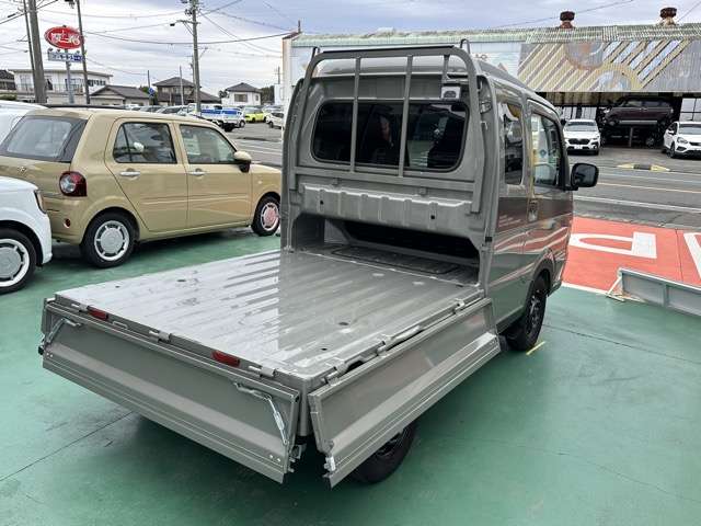 スズキ キャリイトラック ６６０ スーパーキャリイ Ｘリミテッド ３方開 R6年 (東海) 99