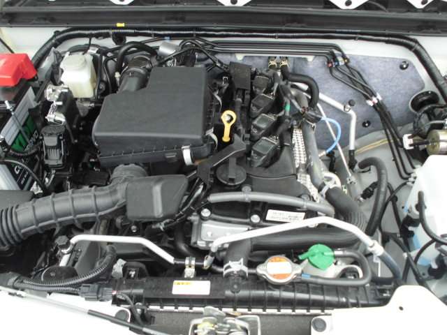 スズキ ジムニー　ノマド １．５ ＦＣ ４ＷＤ R8年 () 99
