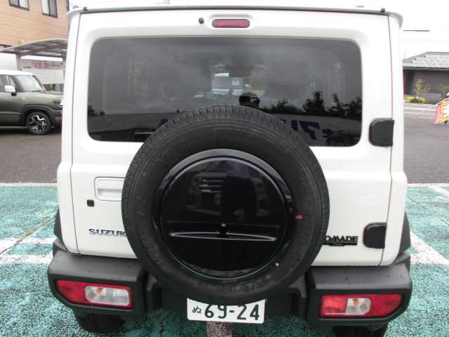 スズキ ジムニー　ノマド １．５ ＦＣ ４ＷＤ R8年 () 99