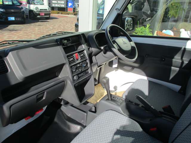 三菱 ミニキャブトラック ６６０ ミノリ ４ＷＤ R8年 () 99