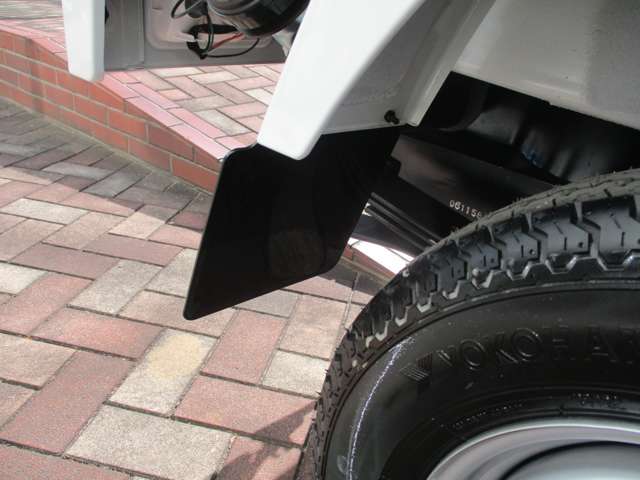 三菱 ミニキャブトラック ６６０ ミノリ ４ＷＤ R8年 () 99