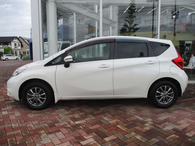 日産 ノート １．２ Ｘ ＤＩＧ－Ｓ H27年 () 99