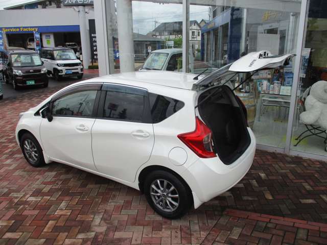 日産 ノート １．２ Ｘ ＤＩＧ－Ｓ H27年 () 99