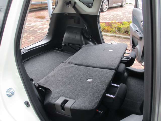 日産 ノート １．２ Ｘ ＤＩＧ－Ｓ H27年 () 99