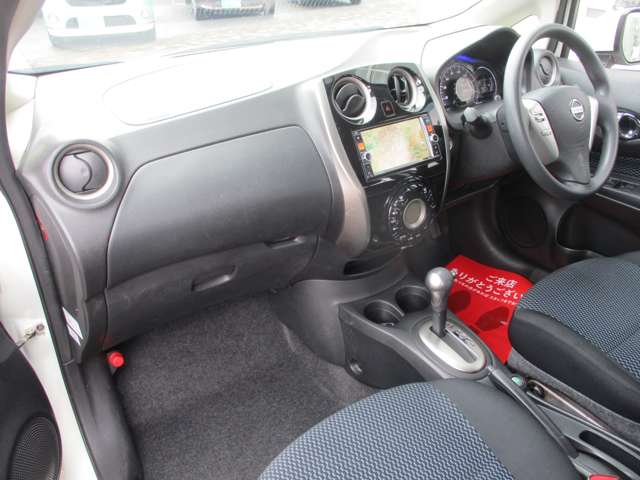 日産 ノート １．２ Ｘ ＤＩＧ－Ｓ H27年 () 99