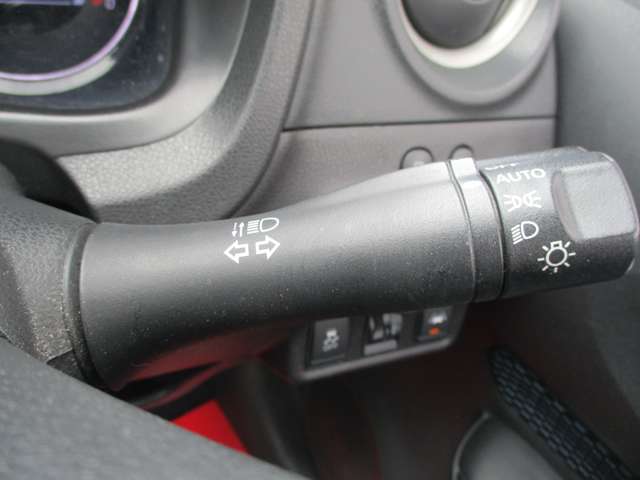 日産 ノート １．２ Ｘ ＤＩＧ－Ｓ H27年 () 99
