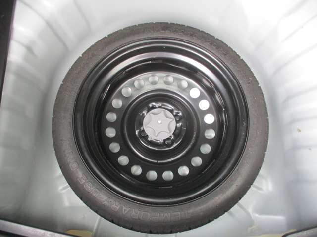日産 ノート １．２ Ｘ ＤＩＧ－Ｓ H27年 () 99